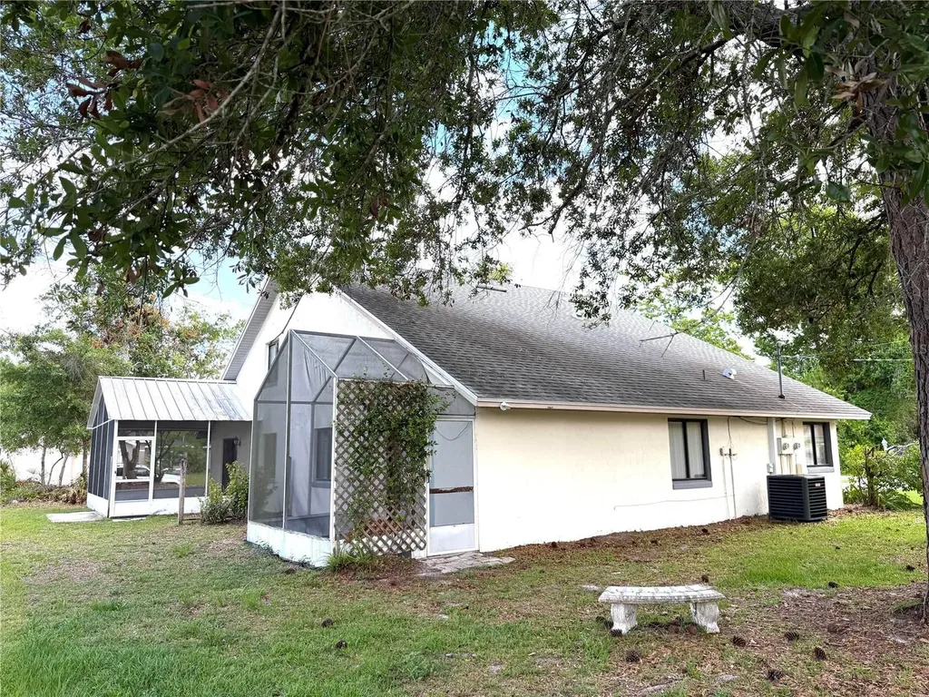 12 Wellwood Lane Palm Coast FL 32164