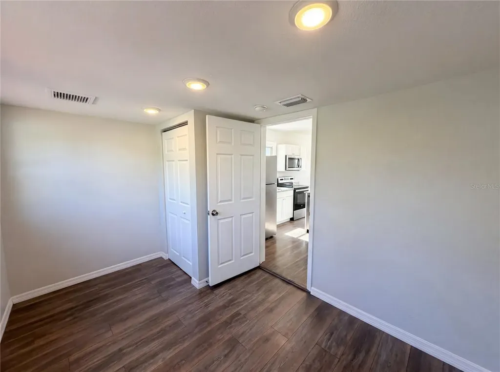 5005 Tangerine Avenue S Gulfport FL 33707