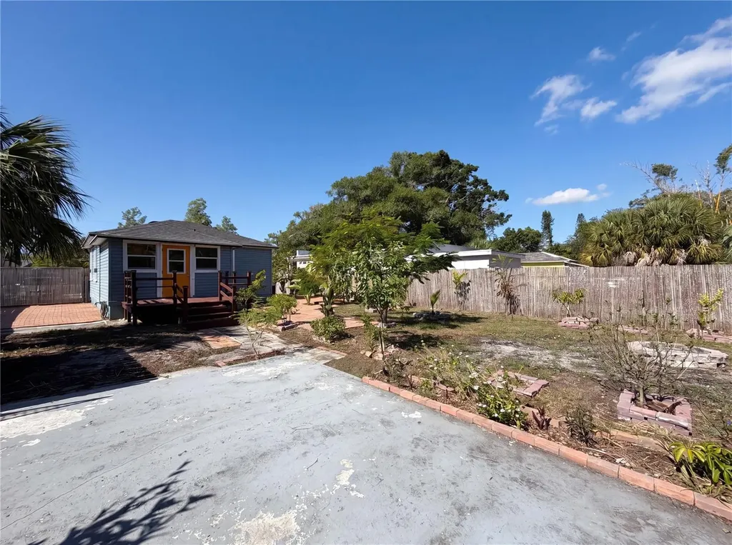 5005 Tangerine Avenue S Gulfport FL 33707
