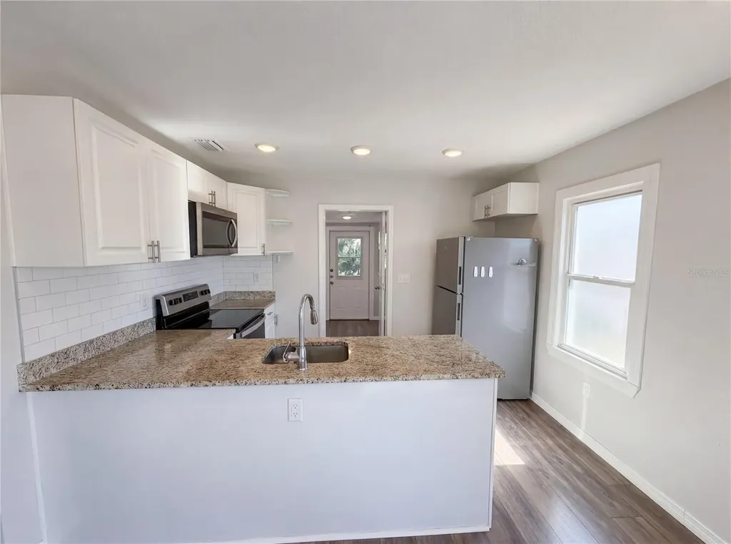 5005 Tangerine Avenue S Gulfport FL 33707