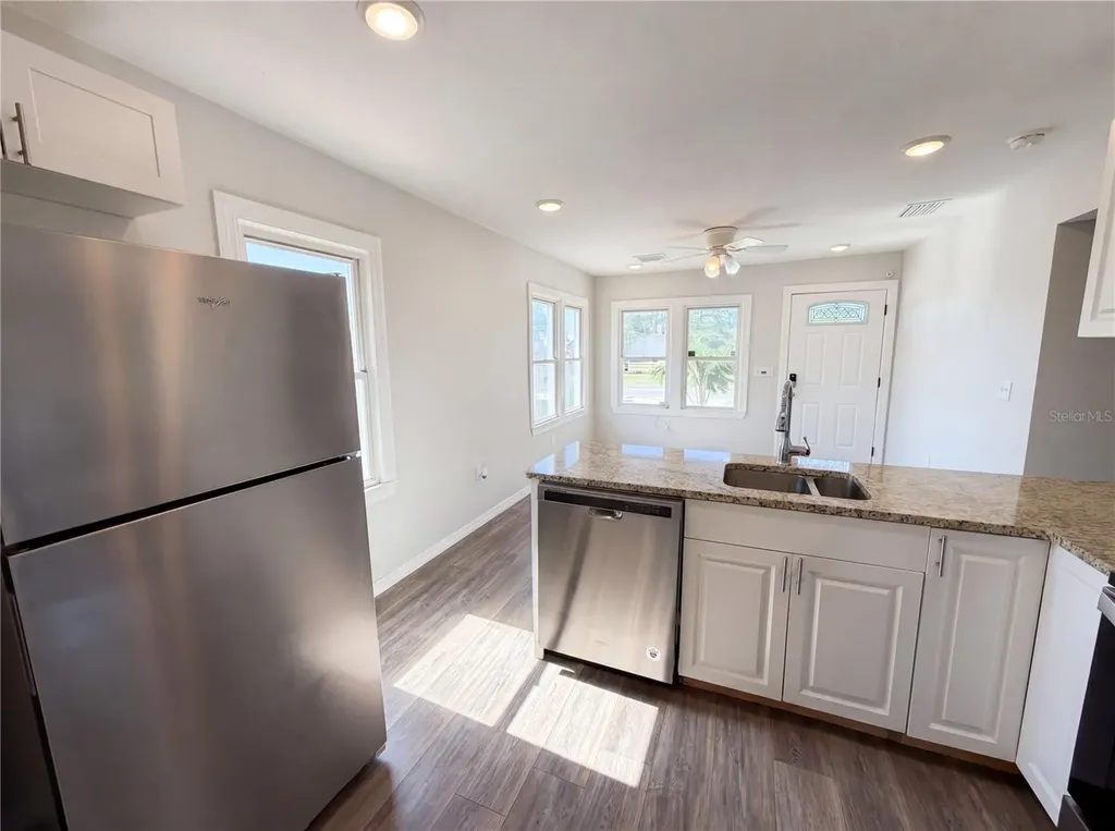 5005 Tangerine Avenue S Gulfport FL 33707