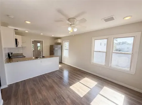5005 Tangerine Avenue S Gulfport FL 33707