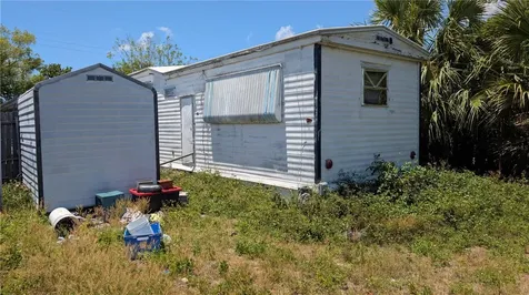 1810 Holiday Drive Holiday FL 34691
