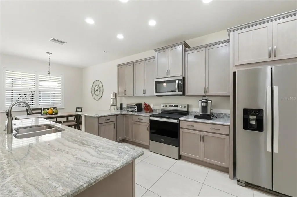 1033 Sawgrass Drive Winter Haven FL 33884