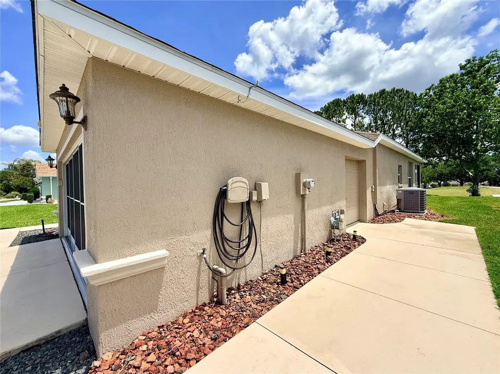 15597 SW 14th Avenue Road Ocala FL 34473