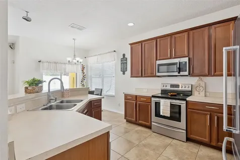 7514 Bear Claw Run Orlando FL 32825