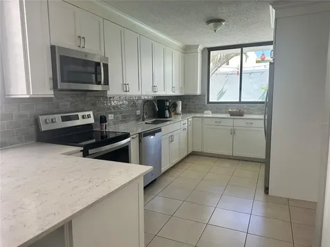 Mansiones Reales Principe De Asturias Guaynabo PR 00969