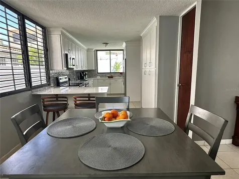 Mansiones Reales Principe De Asturias Guaynabo PR 00969
