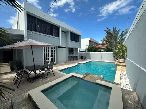 Mansiones Reales Principe De Asturias Guaynabo PR 00969