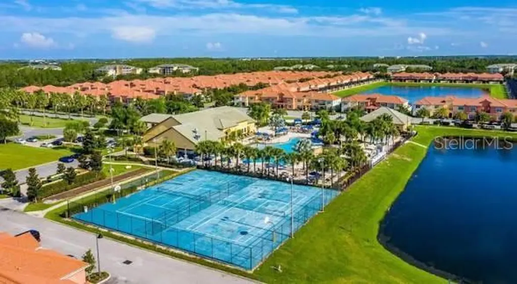 8977 Bismarck Palm Road Kissimmee FL 34747