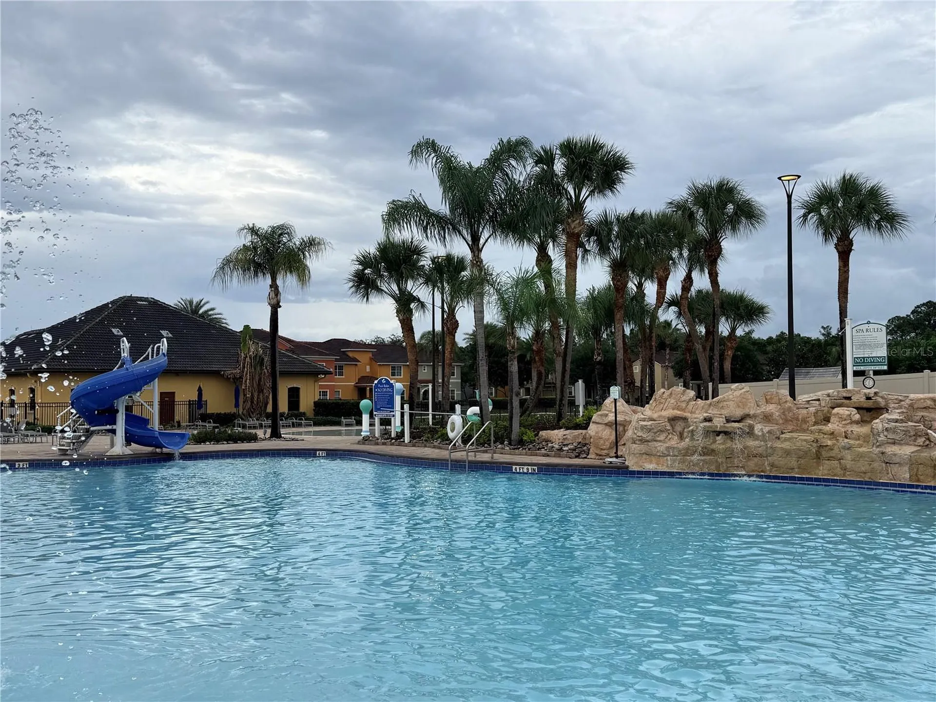 8977 Bismarck Palm Road Kissimmee FL 34747