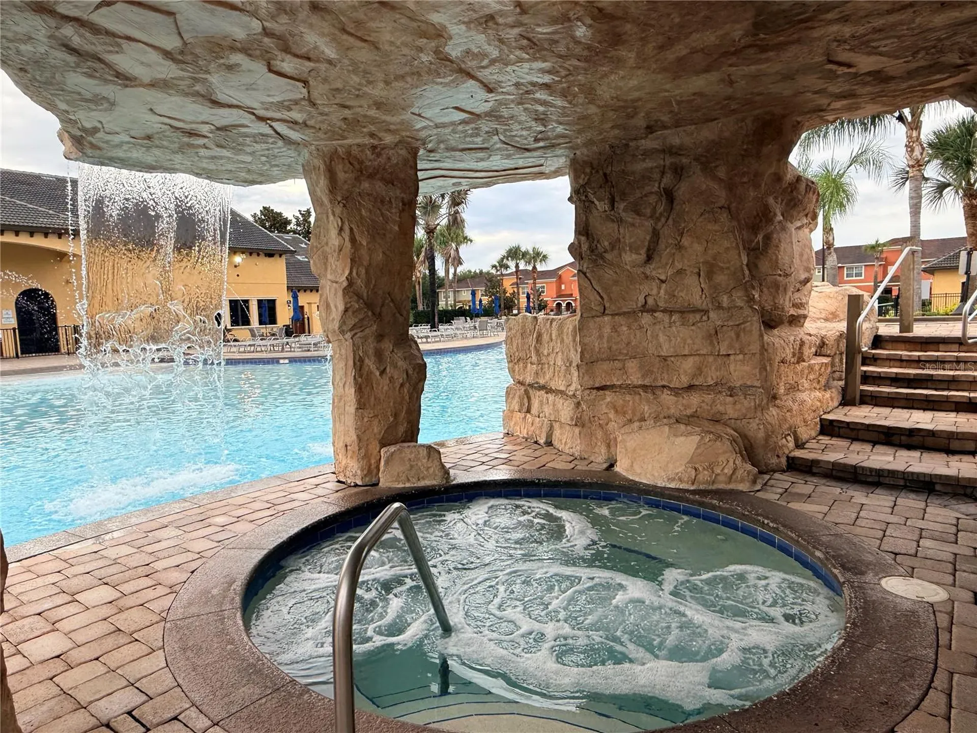 8977 Bismarck Palm Road Kissimmee FL 34747