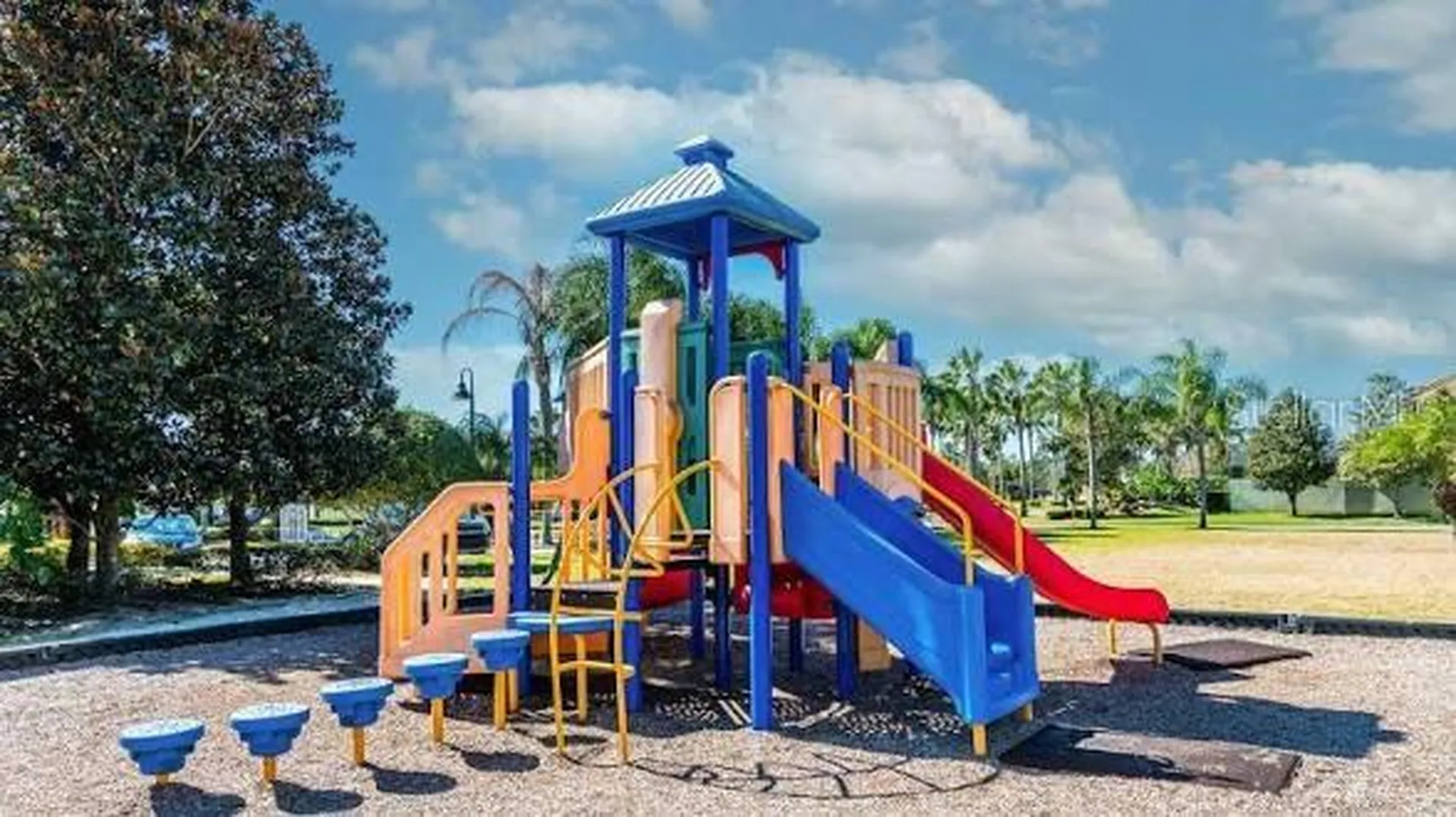 8977 Bismarck Palm Road Kissimmee FL 34747