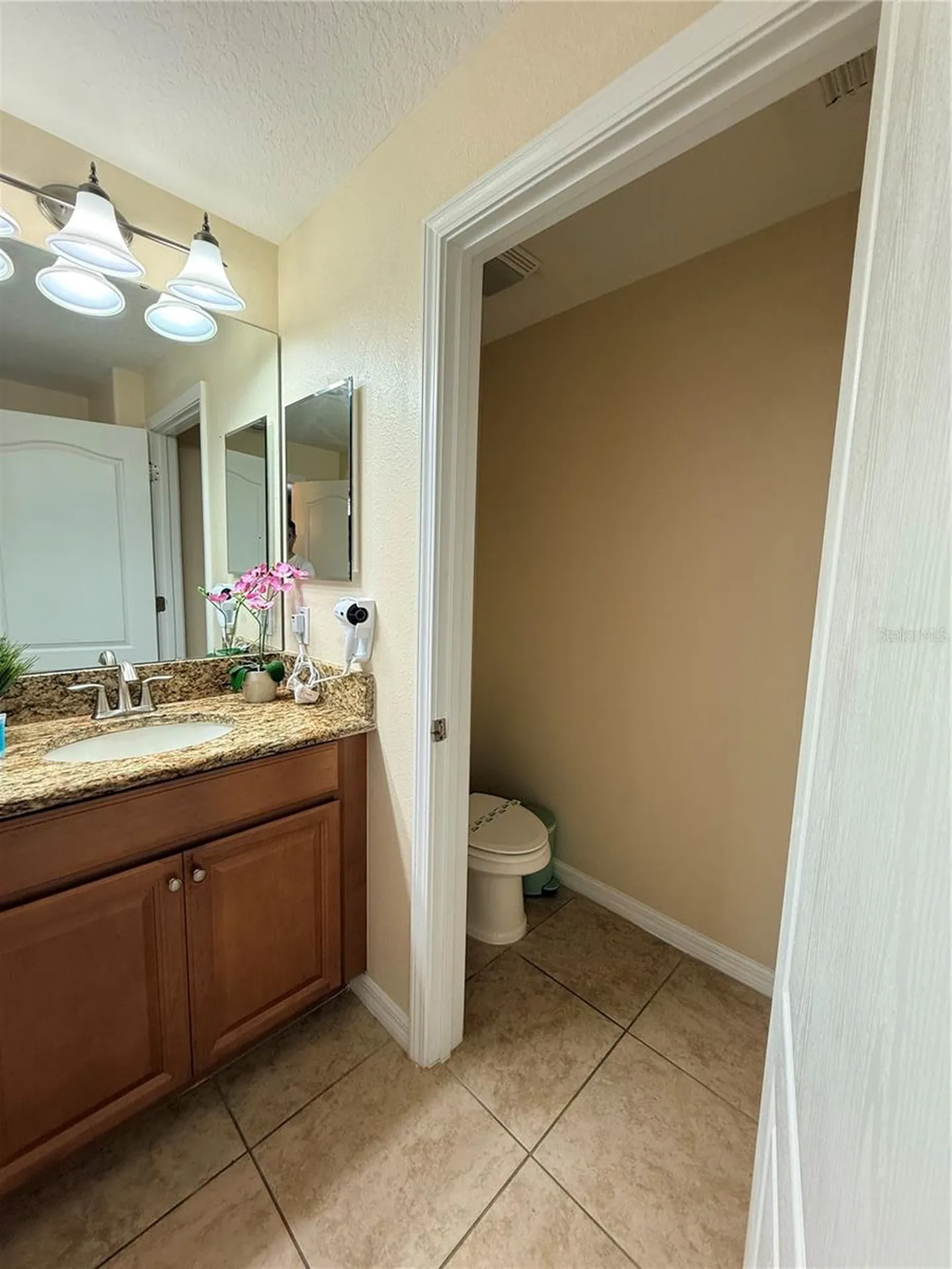 8977 Bismarck Palm Road Kissimmee FL 34747