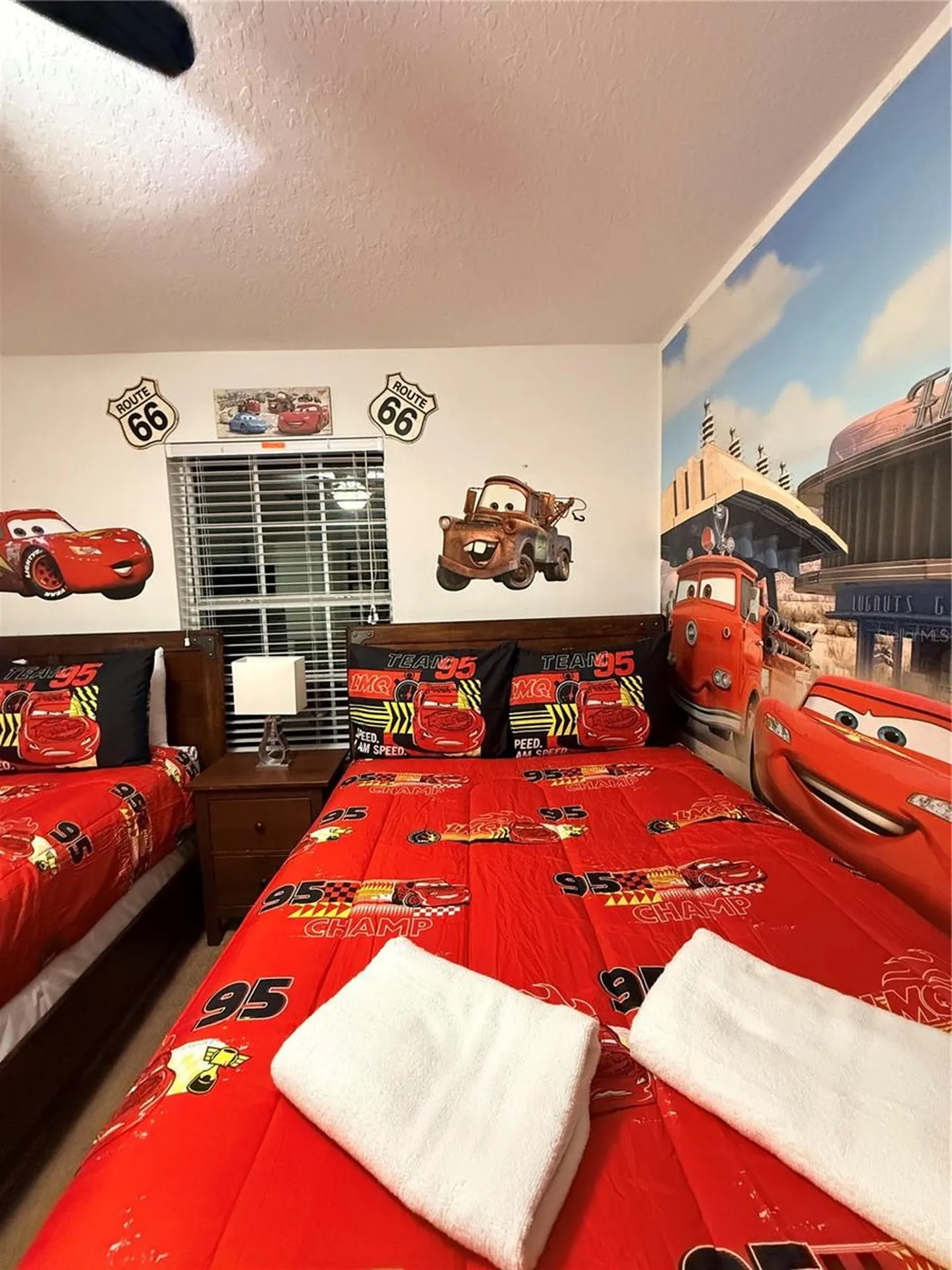 8977 Bismarck Palm Road Kissimmee FL 34747