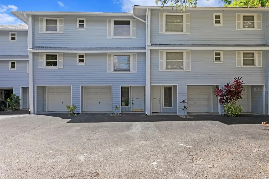 4863 W Flamingo Road Tampa FL 33611