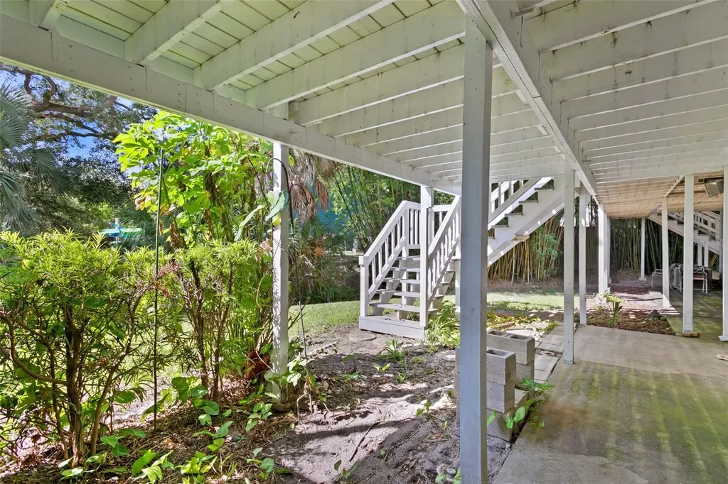 4863 W Flamingo Road Tampa FL 33611
