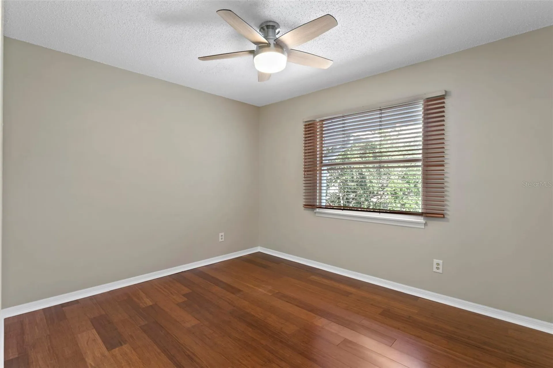4863 W Flamingo Road Tampa FL 33611