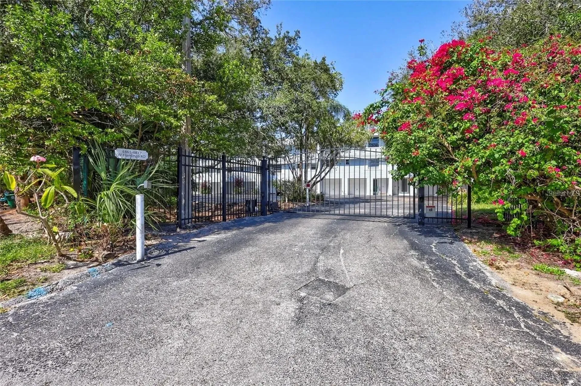 4863 W Flamingo Road Tampa FL 33611