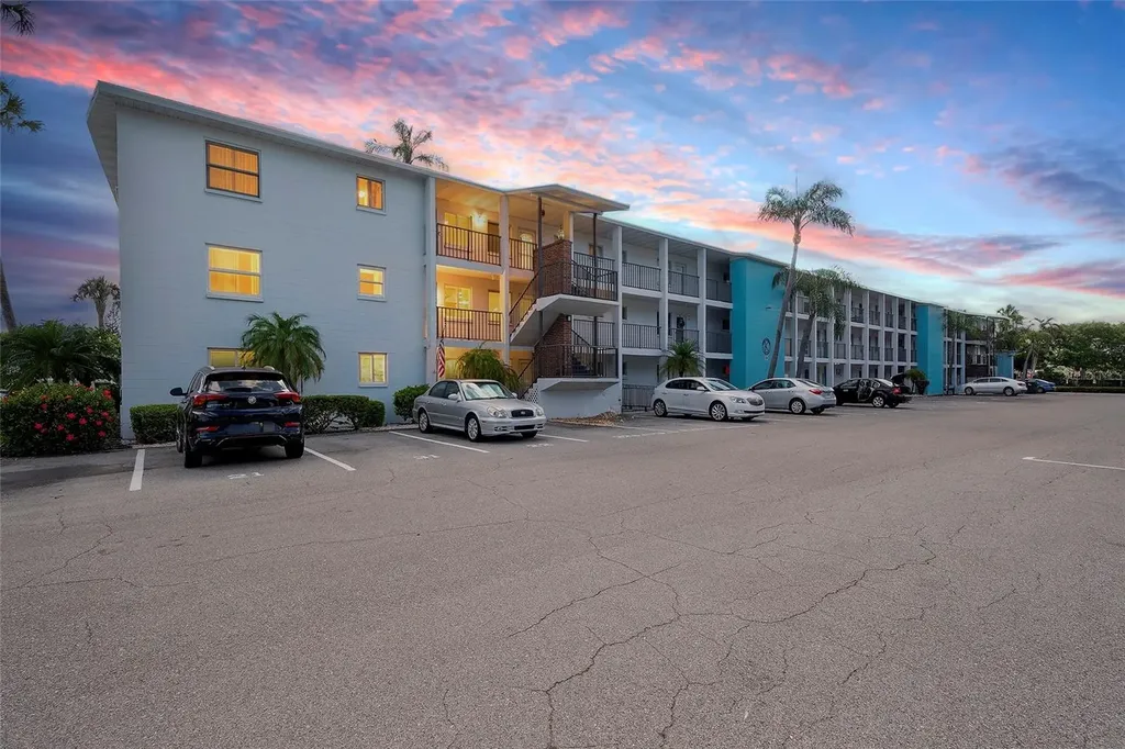 2449 Flamingo Boulevard Bradenton FL 34207