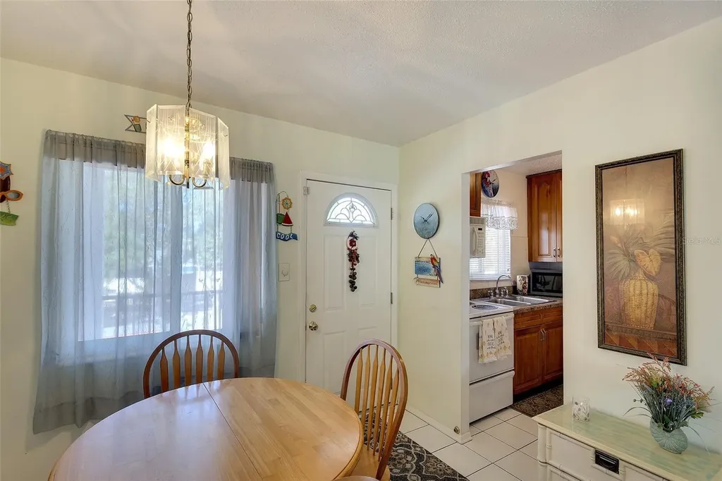 2449 Flamingo Boulevard Bradenton FL 34207