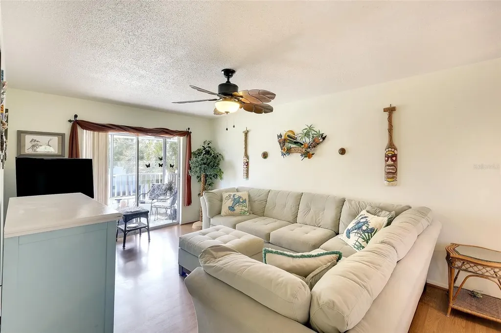 2449 Flamingo Boulevard Bradenton FL 34207