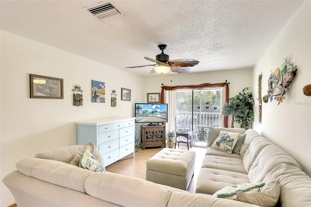2449 Flamingo Boulevard Bradenton FL 34207