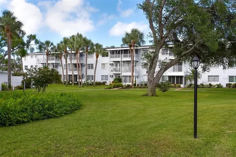 2449 Flamingo Boulevard Bradenton FL 34207