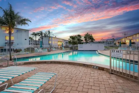 2449 Flamingo Boulevard Bradenton FL 34207
