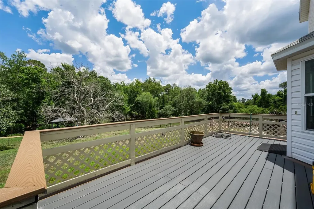 11046 Lakeview Drive New Port Richey FL 34654