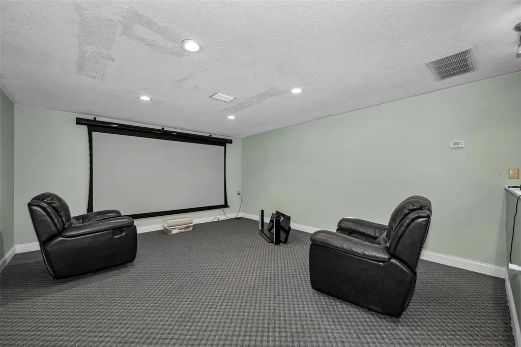 11046 Lakeview Drive New Port Richey FL 34654