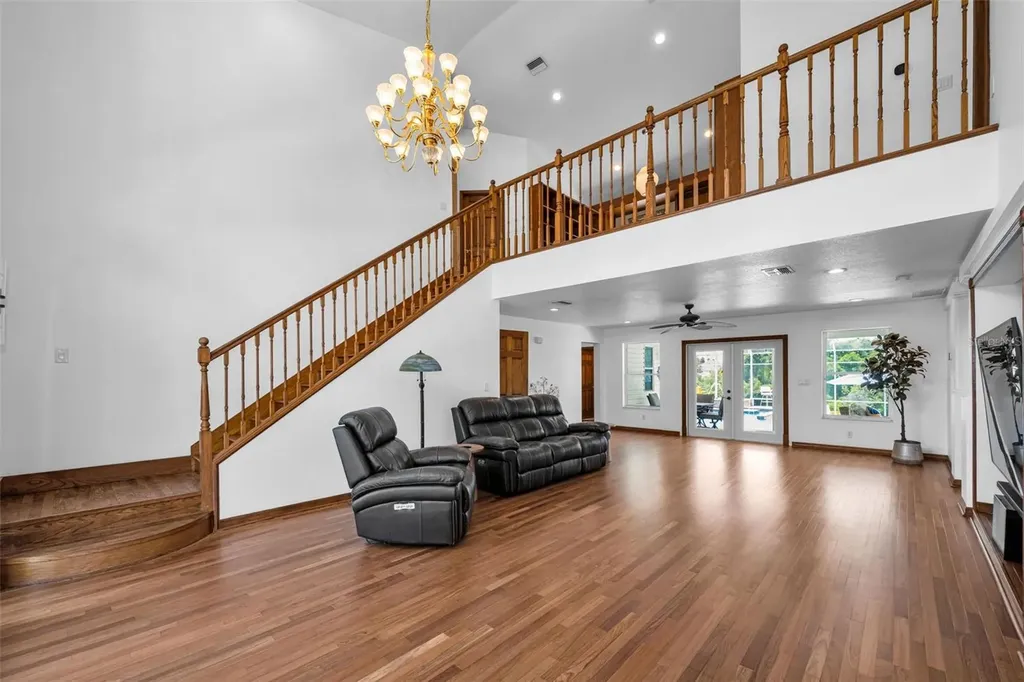 11046 Lakeview Drive New Port Richey FL 34654