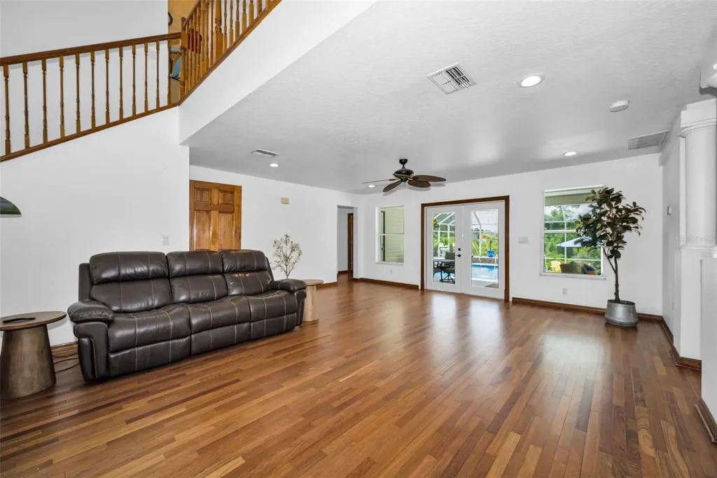 11046 Lakeview Drive New Port Richey FL 34654