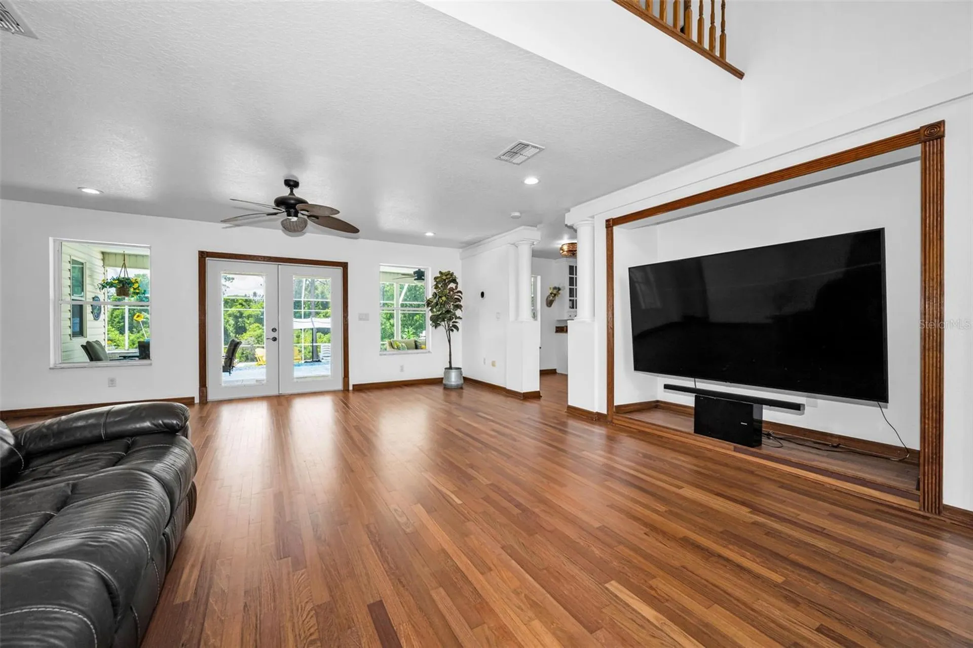 11046 Lakeview Drive New Port Richey FL 34654