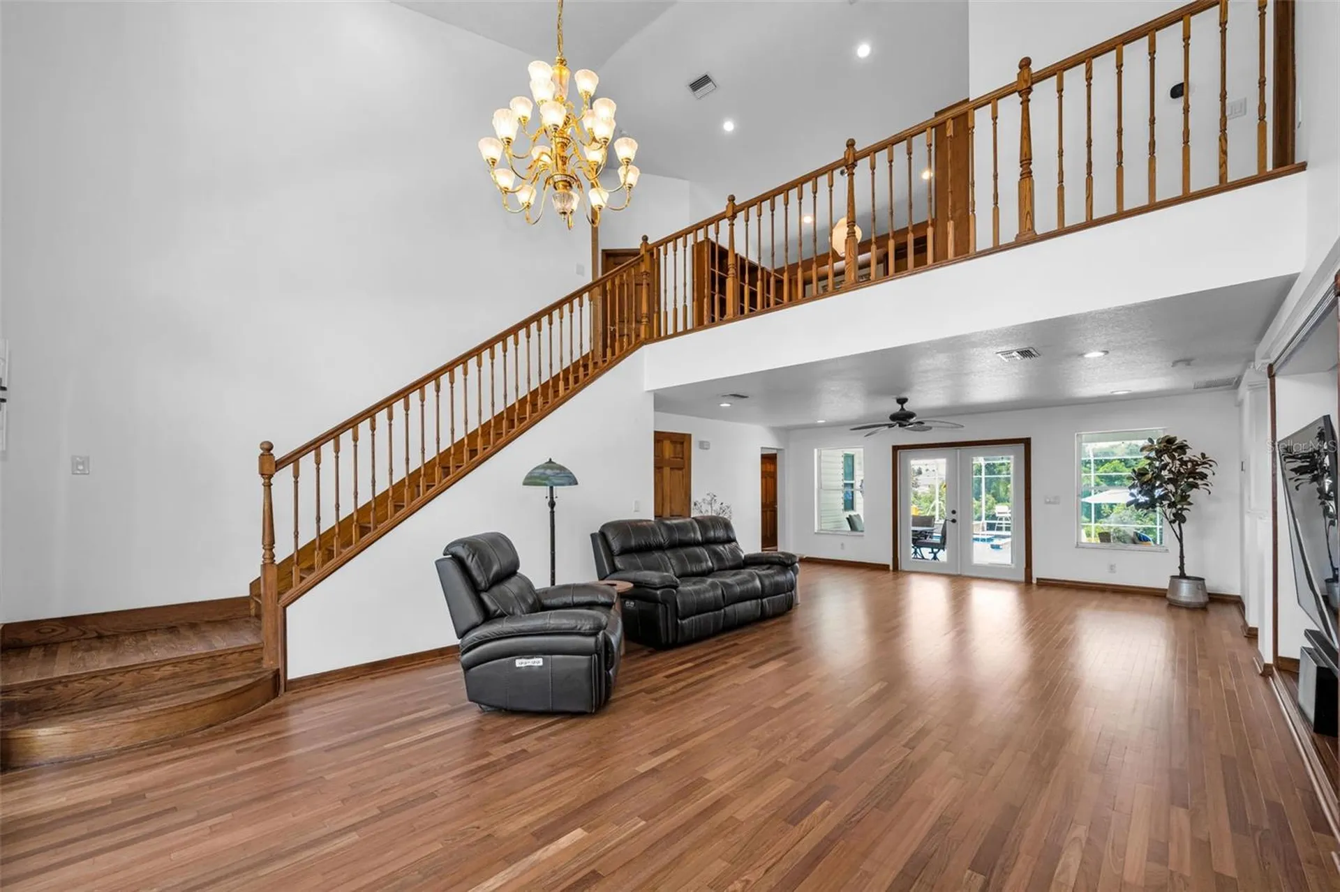 11046 Lakeview Drive New Port Richey FL 34654