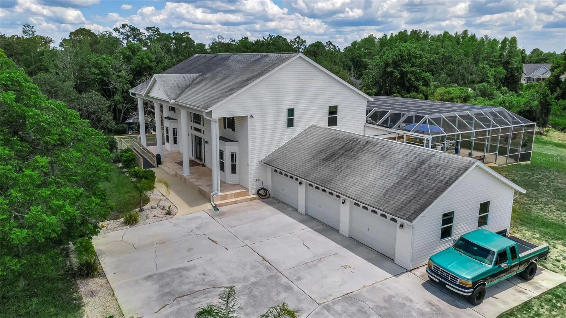 11046 Lakeview Drive New Port Richey FL 34654