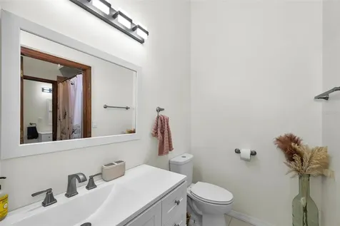 11046 Lakeview Drive New Port Richey FL 34654