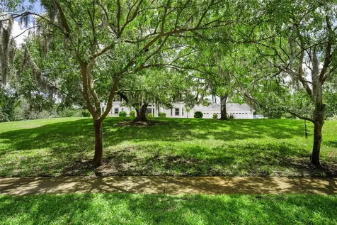 11046 Lakeview Drive New Port Richey FL 34654