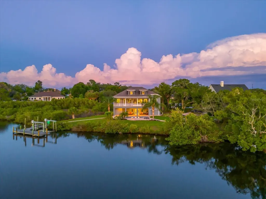 1462 N Jasmine Avenue Tarpon Springs FL 34689
