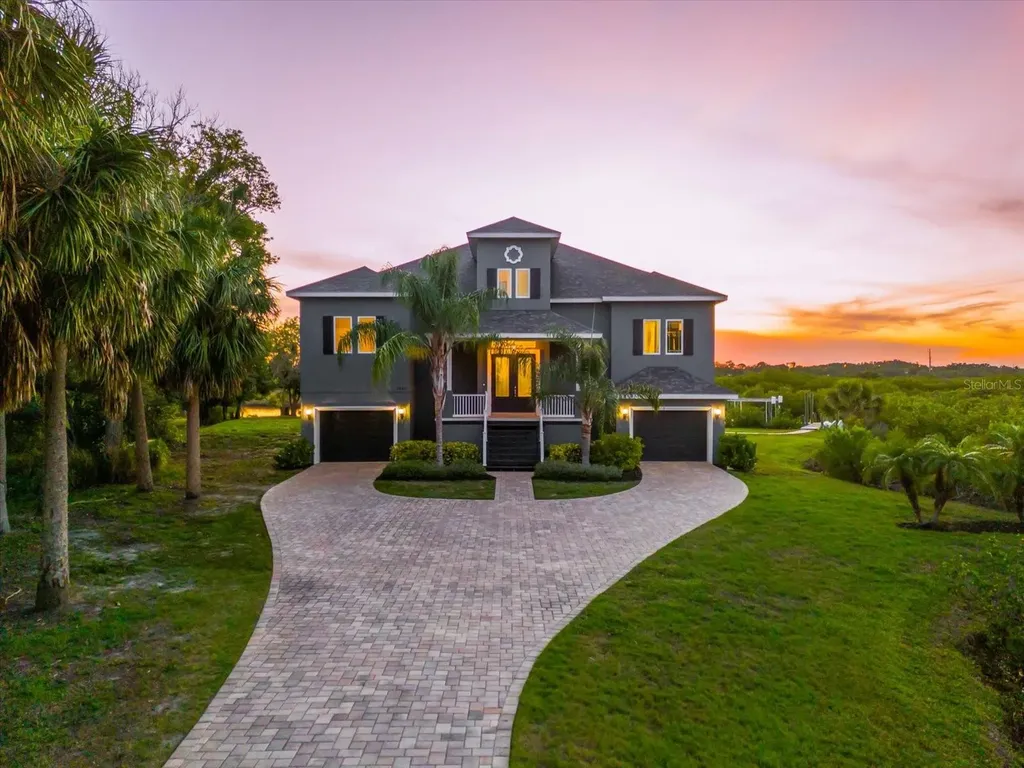 1462 N Jasmine Avenue Tarpon Springs FL 34689