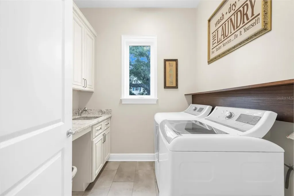 1462 N Jasmine Avenue Tarpon Springs FL 34689