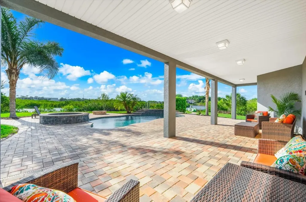 1462 N Jasmine Avenue Tarpon Springs FL 34689