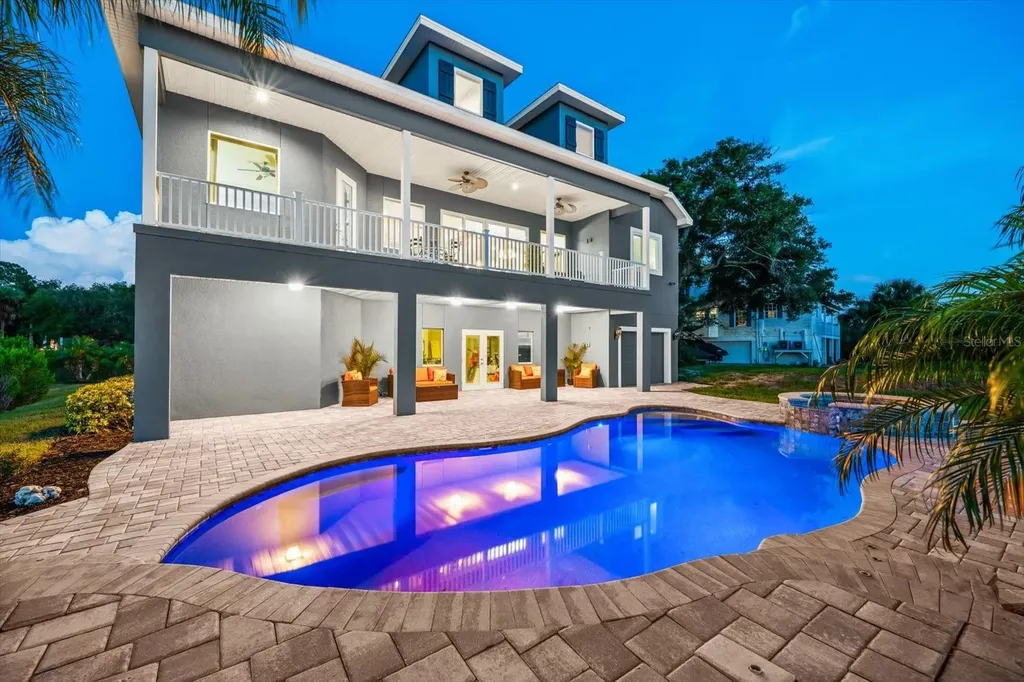 1462 N Jasmine Avenue Tarpon Springs FL 34689
