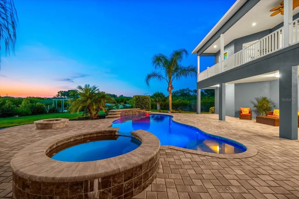 1462 N Jasmine Avenue Tarpon Springs FL 34689