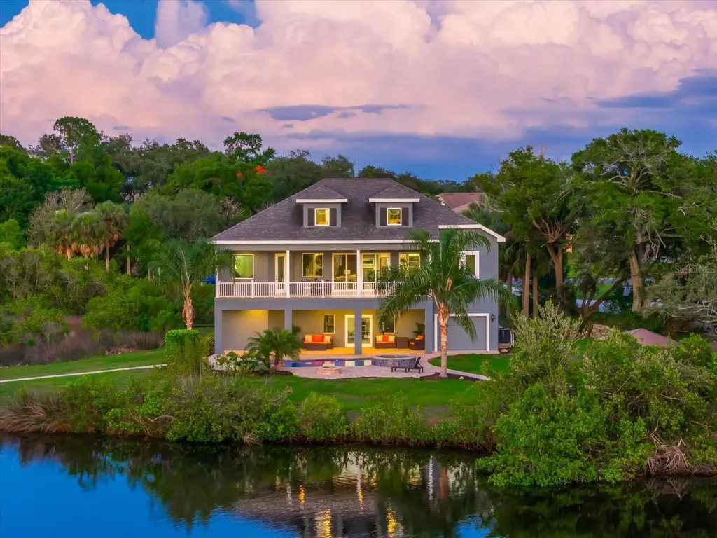 1462 N Jasmine Avenue Tarpon Springs FL 34689