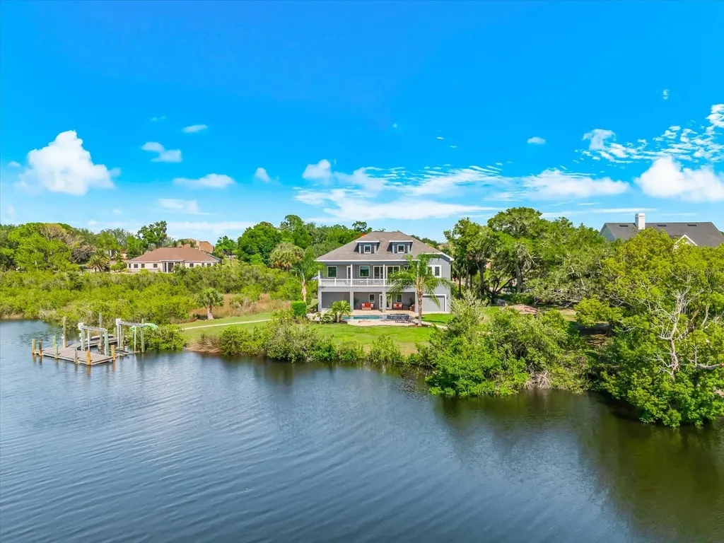 1462 N Jasmine Avenue Tarpon Springs FL 34689