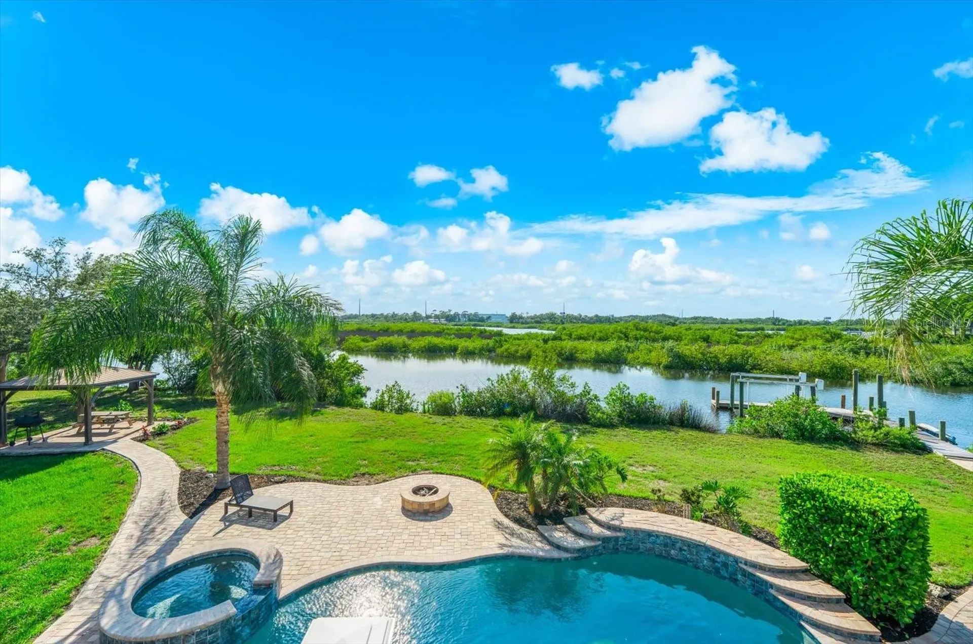 1462 N Jasmine Avenue Tarpon Springs FL 34689