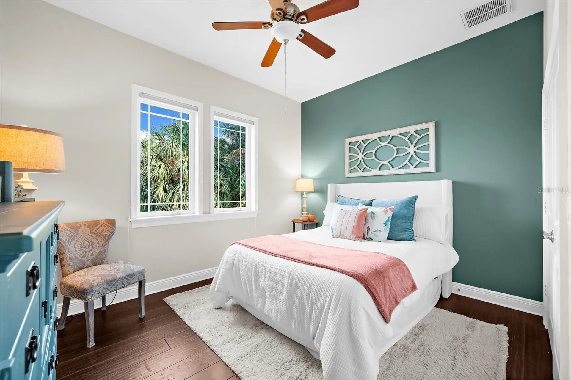 1462 N Jasmine Avenue Tarpon Springs FL 34689