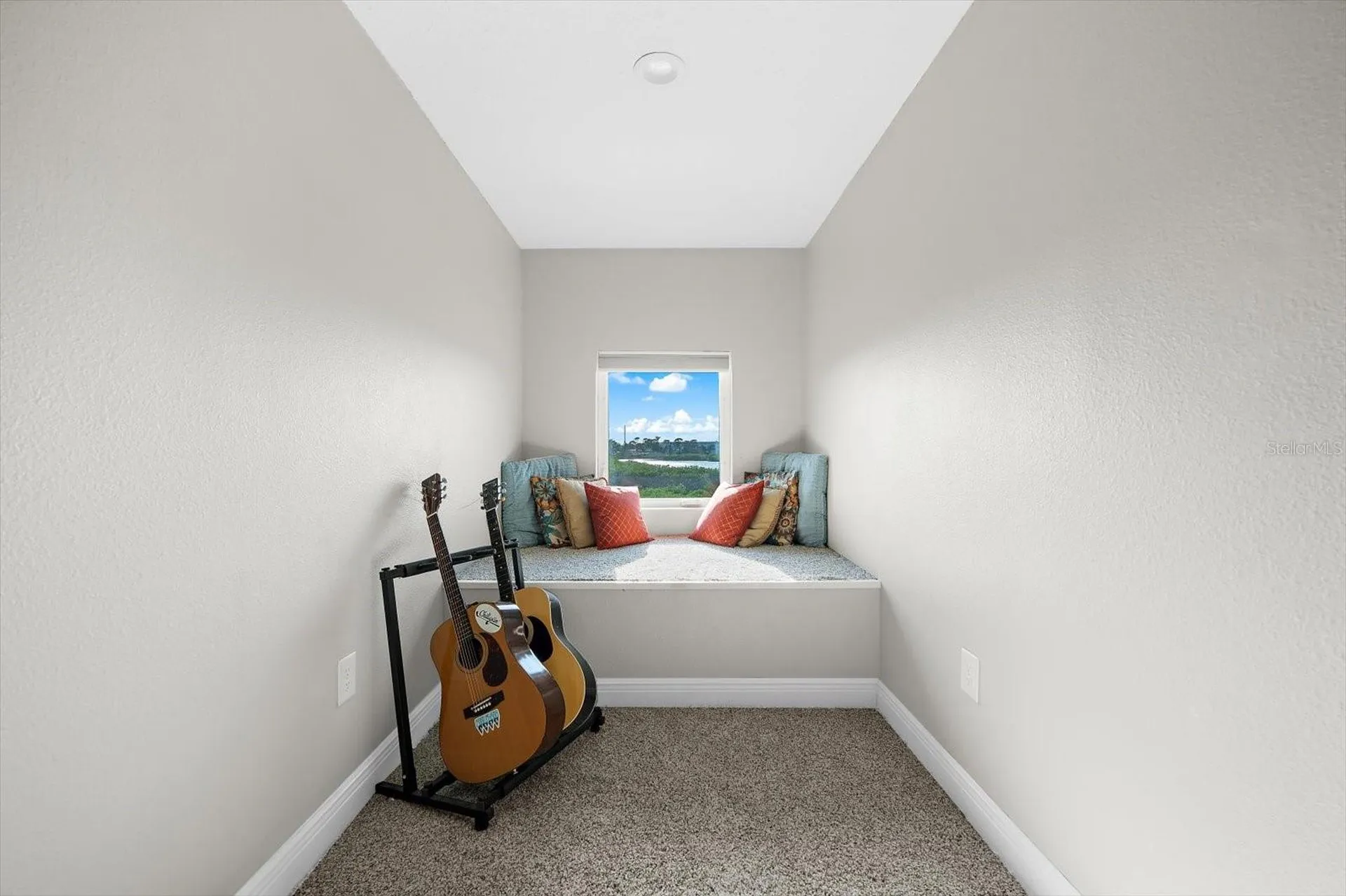 1462 N Jasmine Avenue Tarpon Springs FL 34689