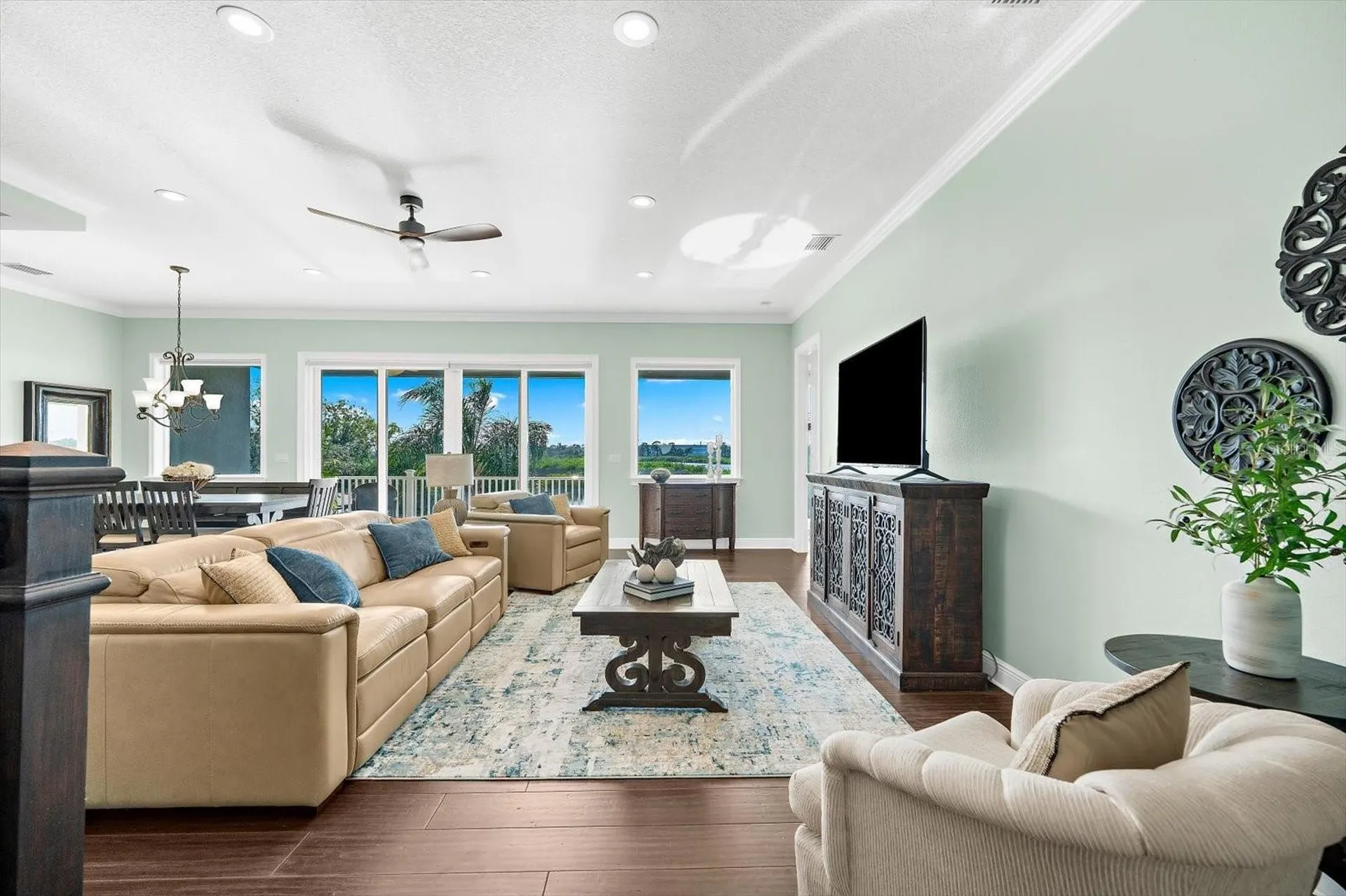 1462 N Jasmine Avenue Tarpon Springs FL 34689